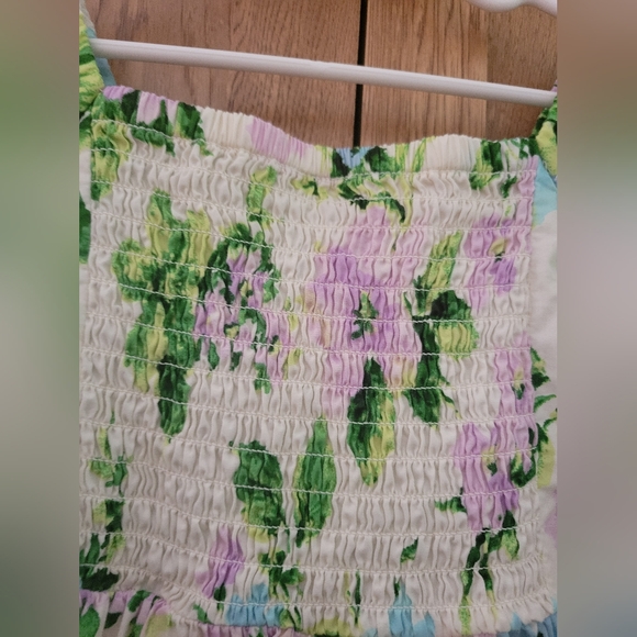 Old Navy Printed Puff Sleeve Smocked Dress. Girls Size 8 (Medium) - Picture 9 of 12